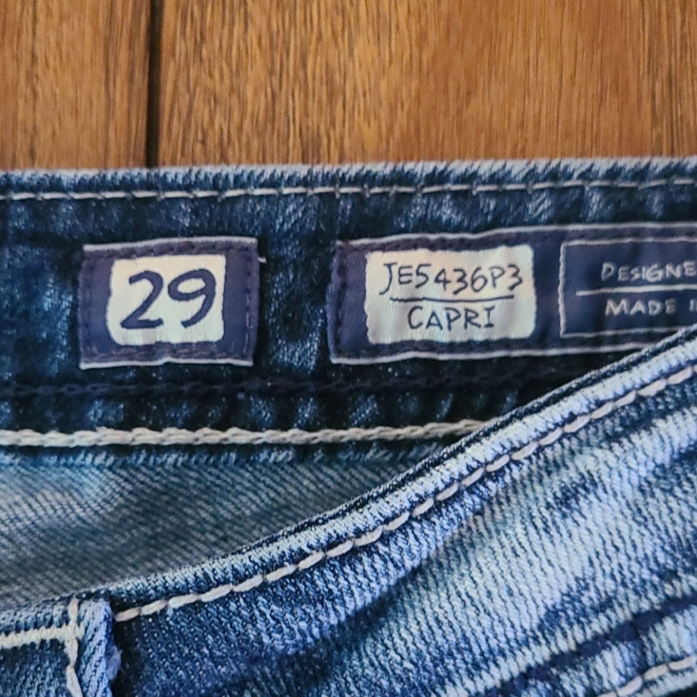 Miss Me Capri's - Picture 5 of 5